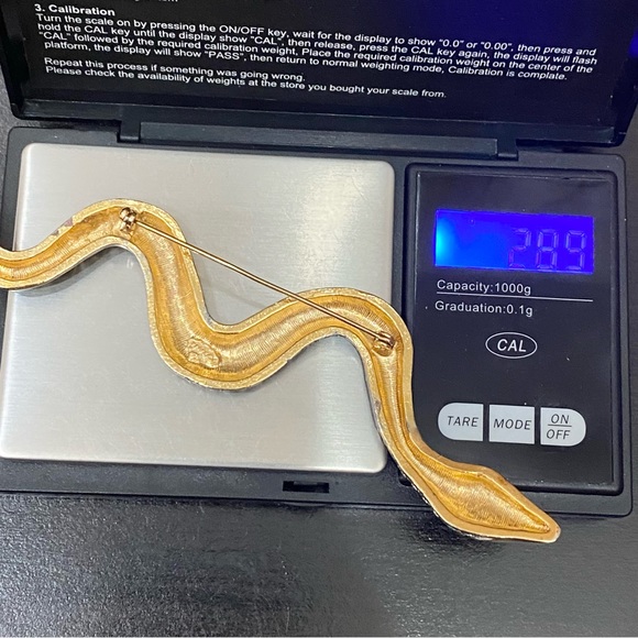 Vintage Signed Gold-tone Luxurious 5.5” Snake Enamel Rhinestone Crystal Brooch - Picture 10 of 13